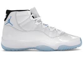 Jordan 11 Retro Legend Blue (2024) - Used