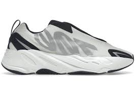 adidas Yeezy Boost 700 MNVN Laceless Analog