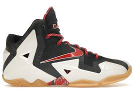 Nike LeBron 11 Independence Day