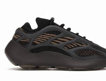 Adidas Yeezy 700 V3 Clay Brown
