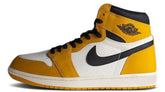 Air Jordan 1 Retro High OG "Yellow Ochre" - Used