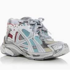 Balenciaga Women's Runner Low Top Sneakers - Used