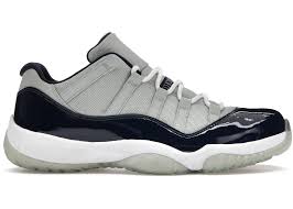 Jordan 11 Retro Low Georgetown - Used