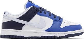 Game royal navy dunk low