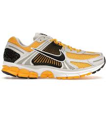Nike Zoom Vomero 5 Photon Dust Laser Orange