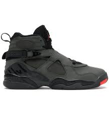 Jordan 8 Retro Take Flight Undefeated - Used