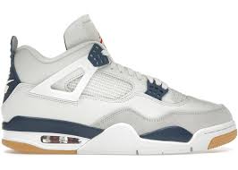 Jordan 4 Retro SB Navy - Used