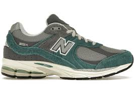 New Balance 2002R New Spruce Magnet - Used