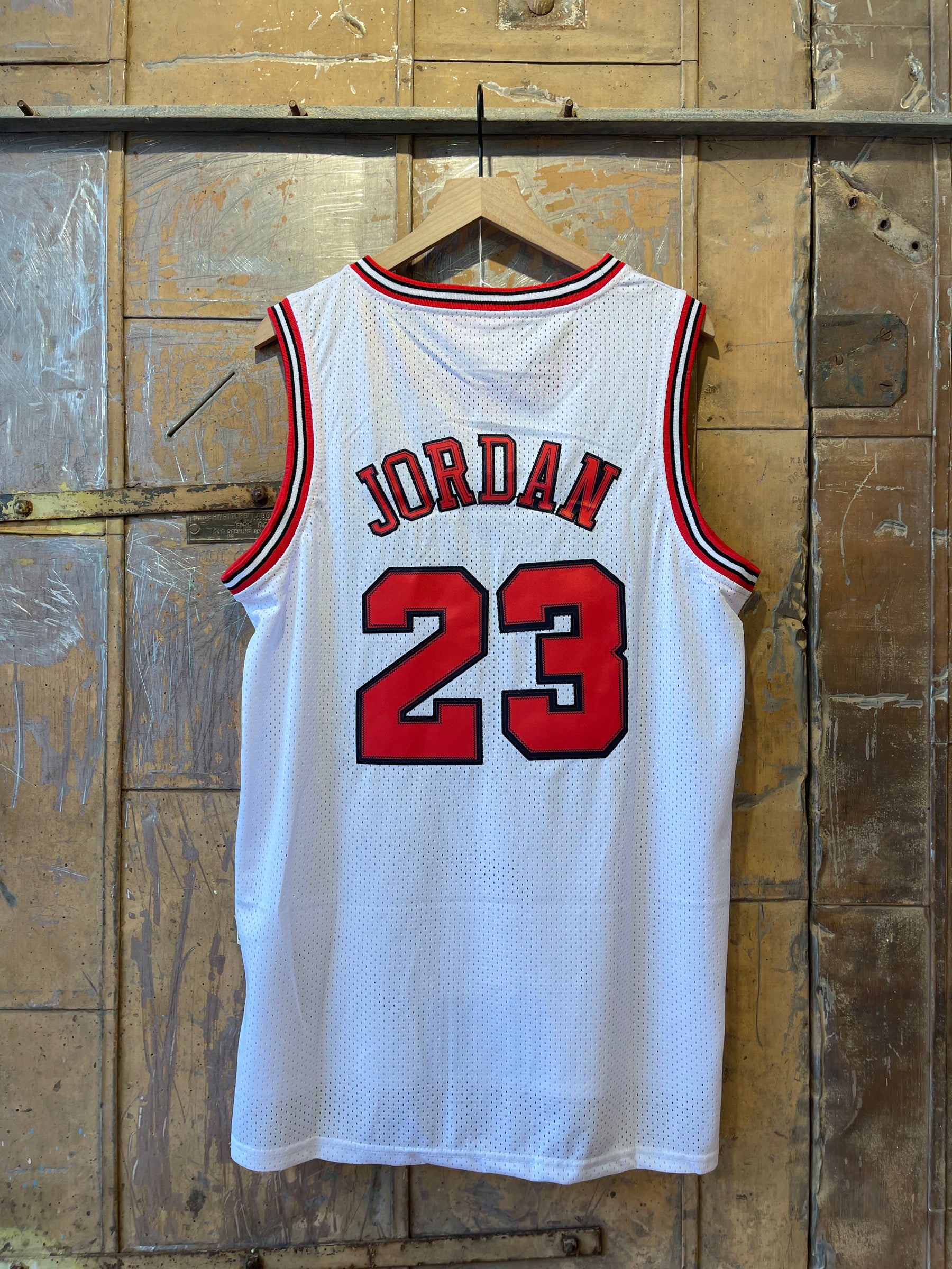 Jordan Bulls Jersey White
