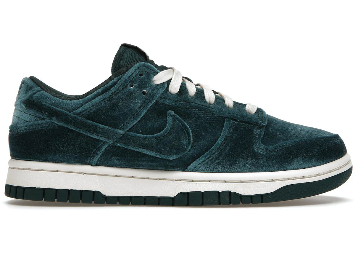 Nike Dunk Low Velvet Teal (W)